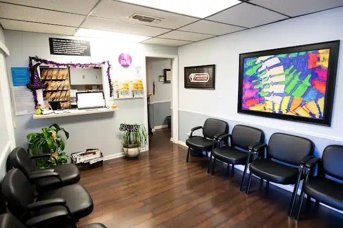 OliveMedia_MauricioChiroprctic_Rutledge_5422