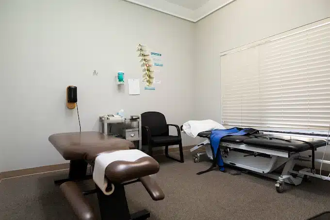 OliveMedia_MauricioChiroprctic_Rutledge_6040